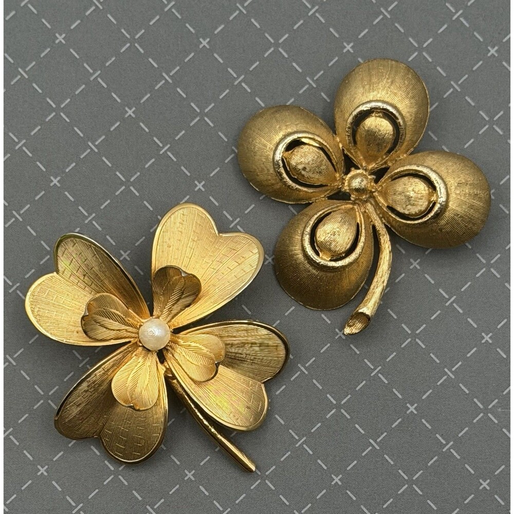 Vintage Flower Shaped Brooches Lot 2 Gold Tone Chunky 2" Pins Mid Century Large